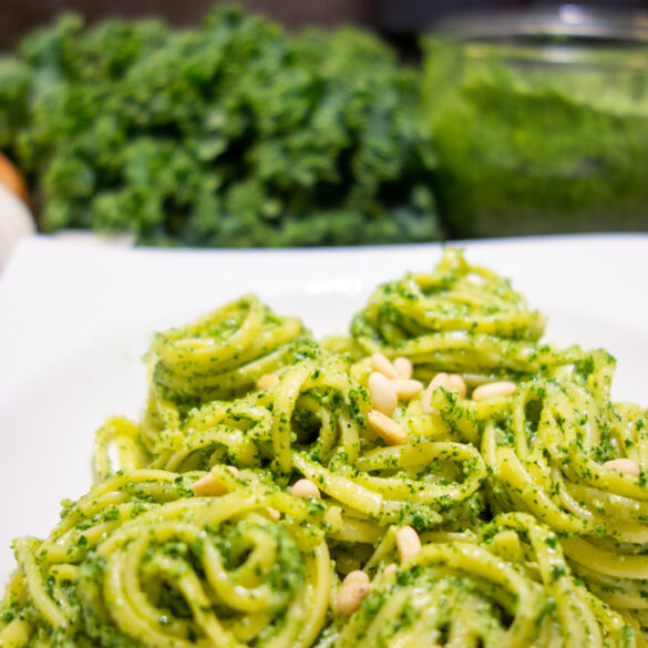 Tagliatelle mit Grünkohlpesto